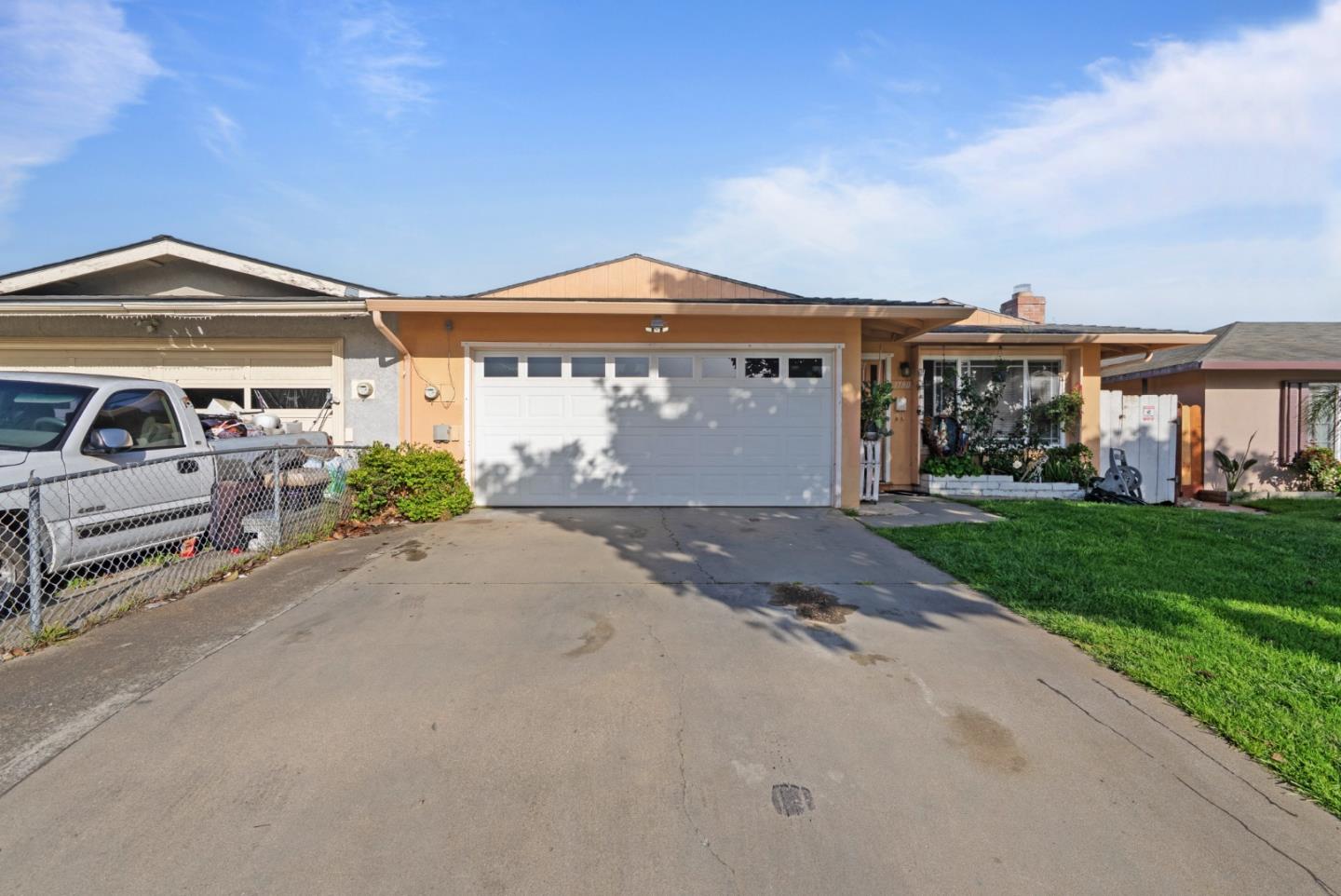 Detail Gallery Image 3 of 37 For 1780 Truckee Way, Salinas,  CA 93906 - 4 Beds | 2 Baths