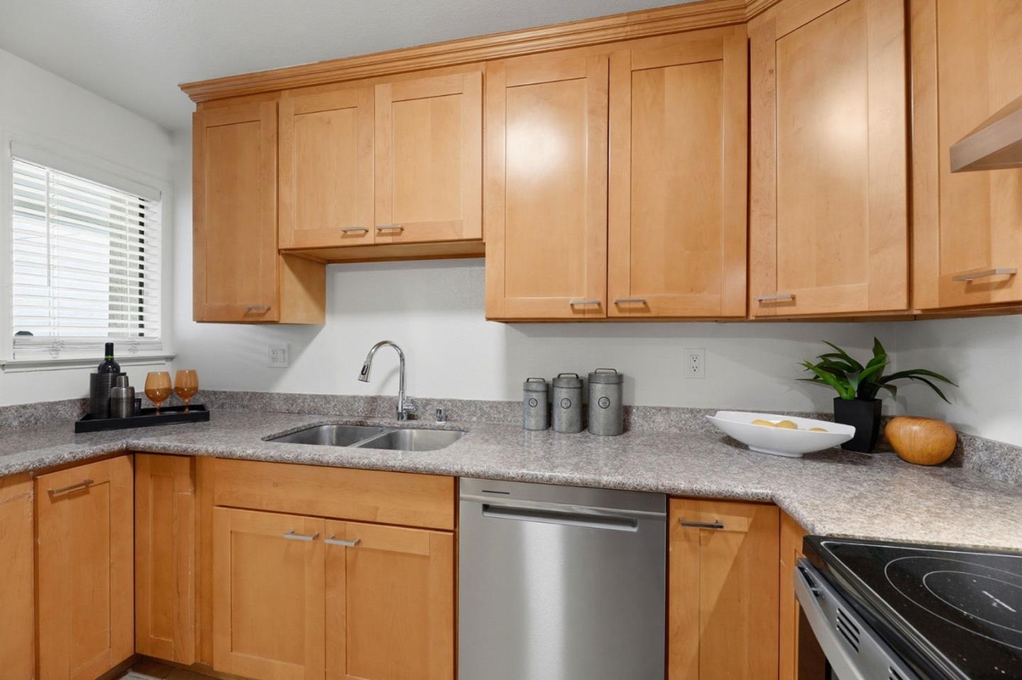 Detail Gallery Image 12 of 32 For 1055 N Capitol Ave #167,  San Jose,  CA 95133 - 2 Beds | 2 Baths