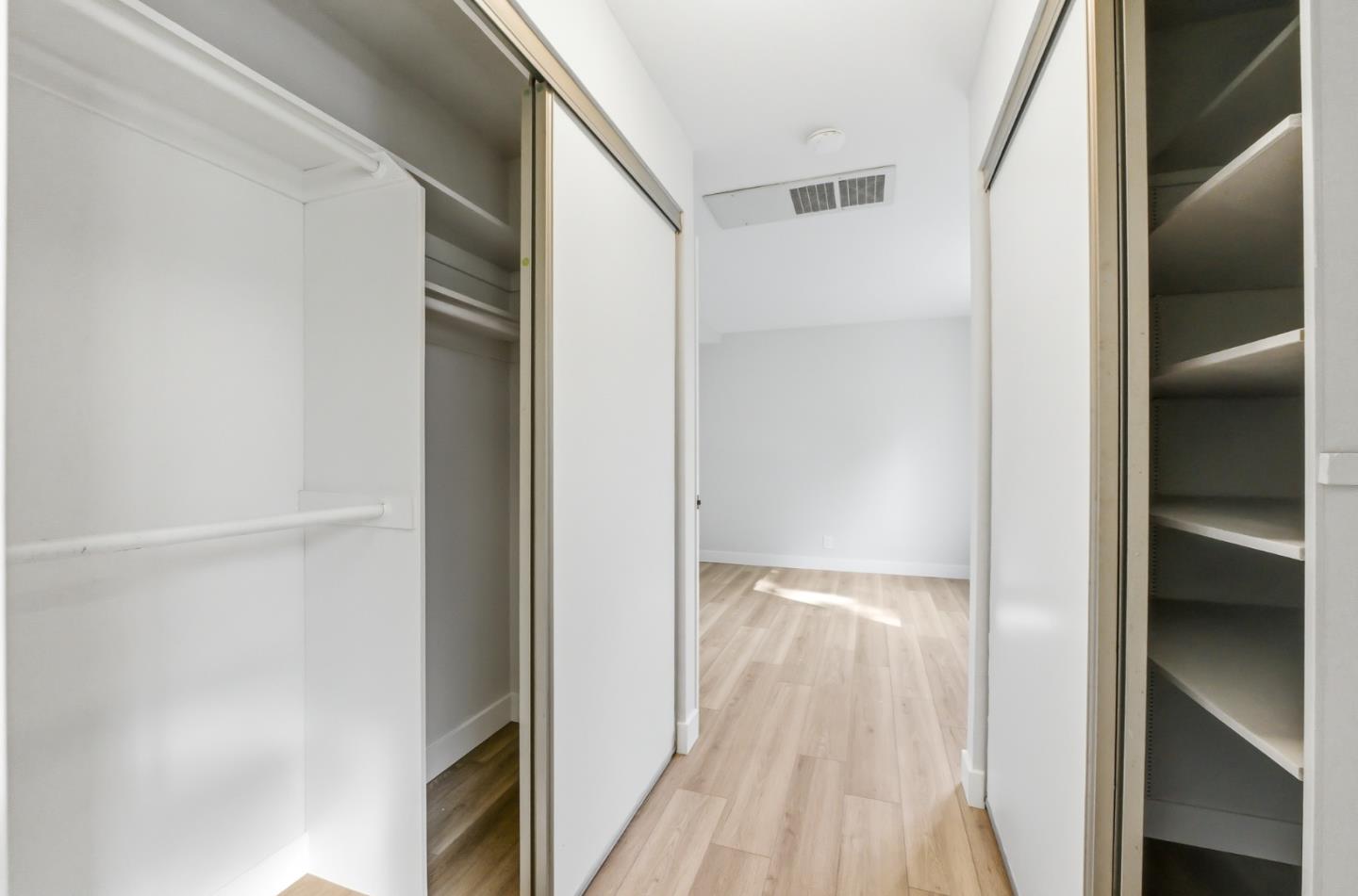 Detail Gallery Image 16 of 27 For 306 Stonegate Cir #306,  San Jose,  CA 95110 - 1 Beds | 1 Baths