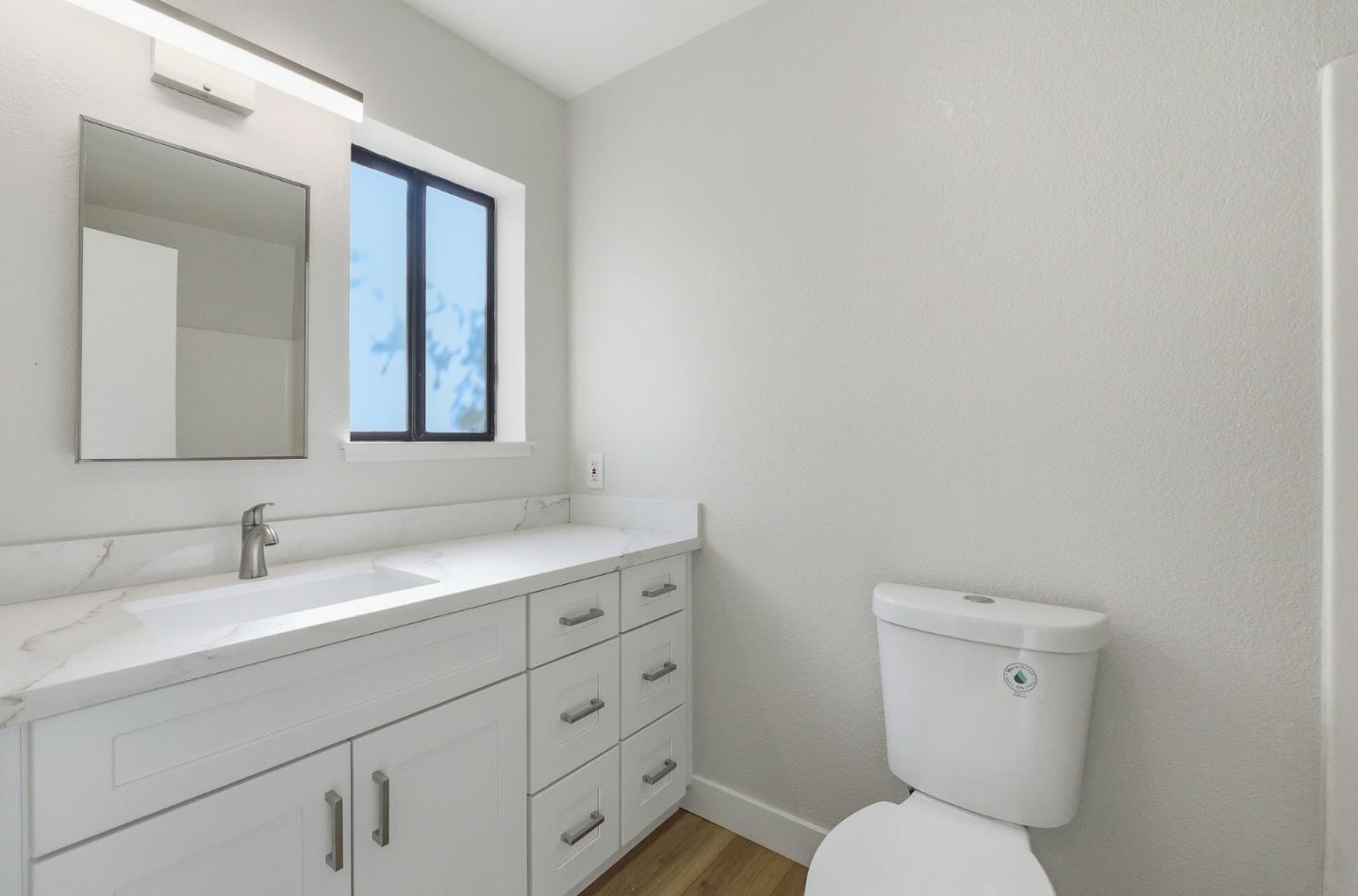Detail Gallery Image 17 of 27 For 306 Stonegate Cir #306,  San Jose,  CA 95110 - 1 Beds | 1 Baths