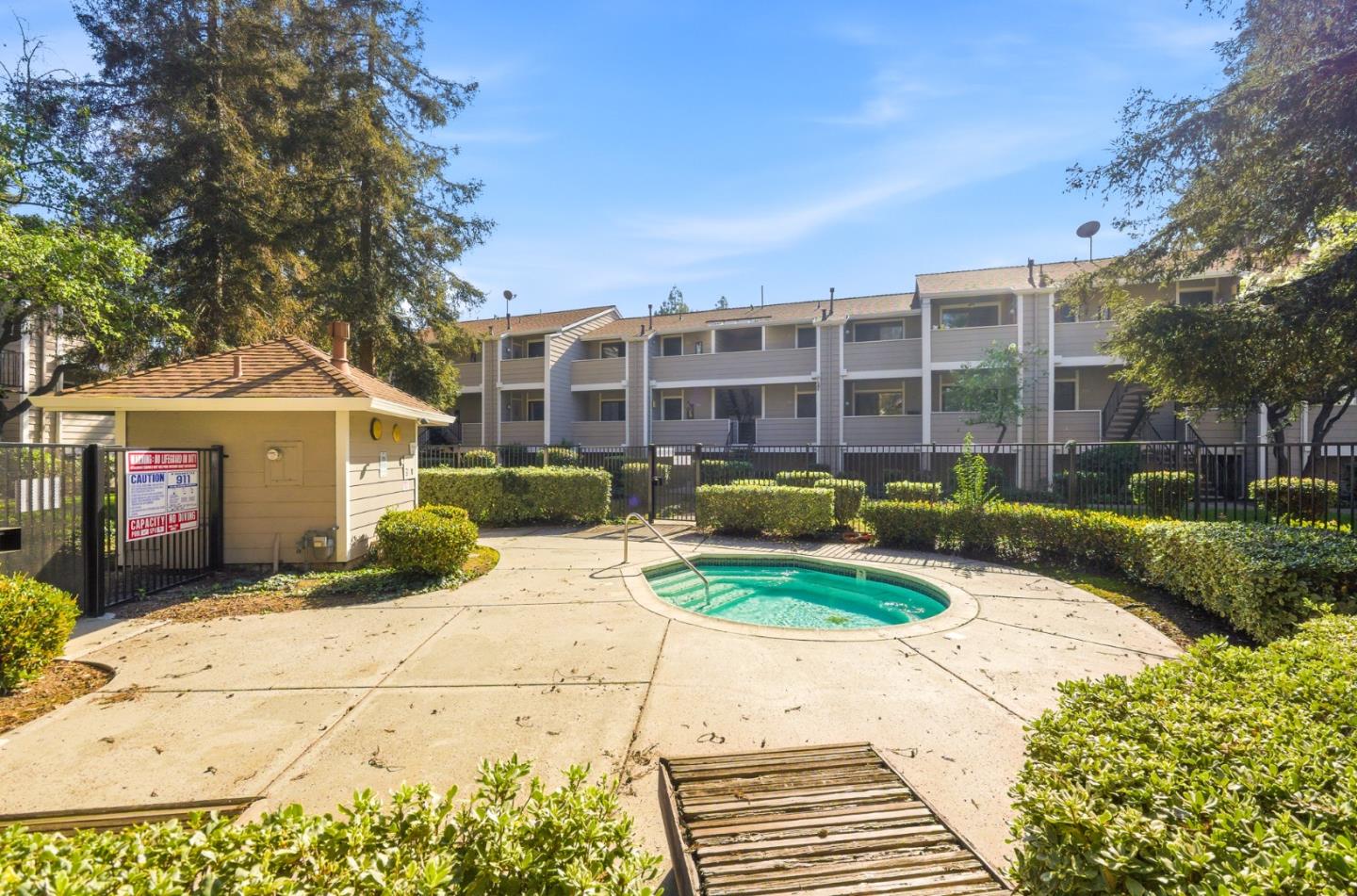 Detail Gallery Image 18 of 27 For 306 Stonegate Cir #306,  San Jose,  CA 95110 - 1 Beds | 1 Baths