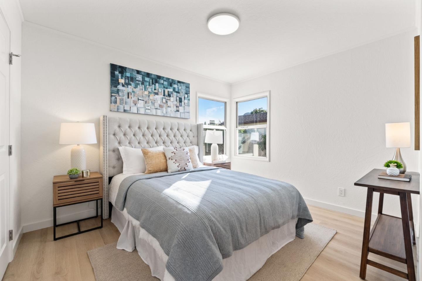 Detail Gallery Image 22 of 66 For 1064 15th Ave, Redwood City,  CA 94063 - 5 Beds | 2 Baths