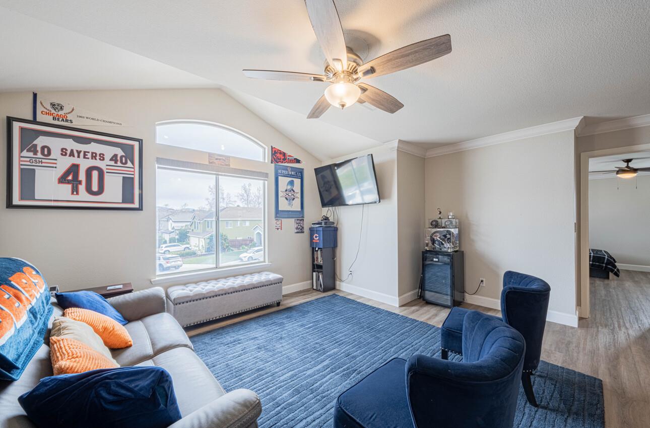 Detail Gallery Image 27 of 52 For 2101 Primrose Ct, Hollister,  CA 95023 - 5 Beds | 3 Baths