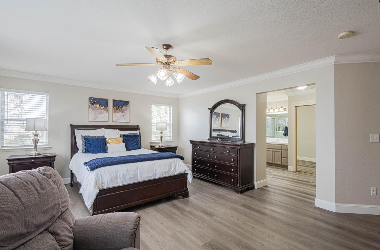 Detail Gallery Image 33 of 52 For 2101 Primrose Ct, Hollister,  CA 95023 - 5 Beds | 3 Baths