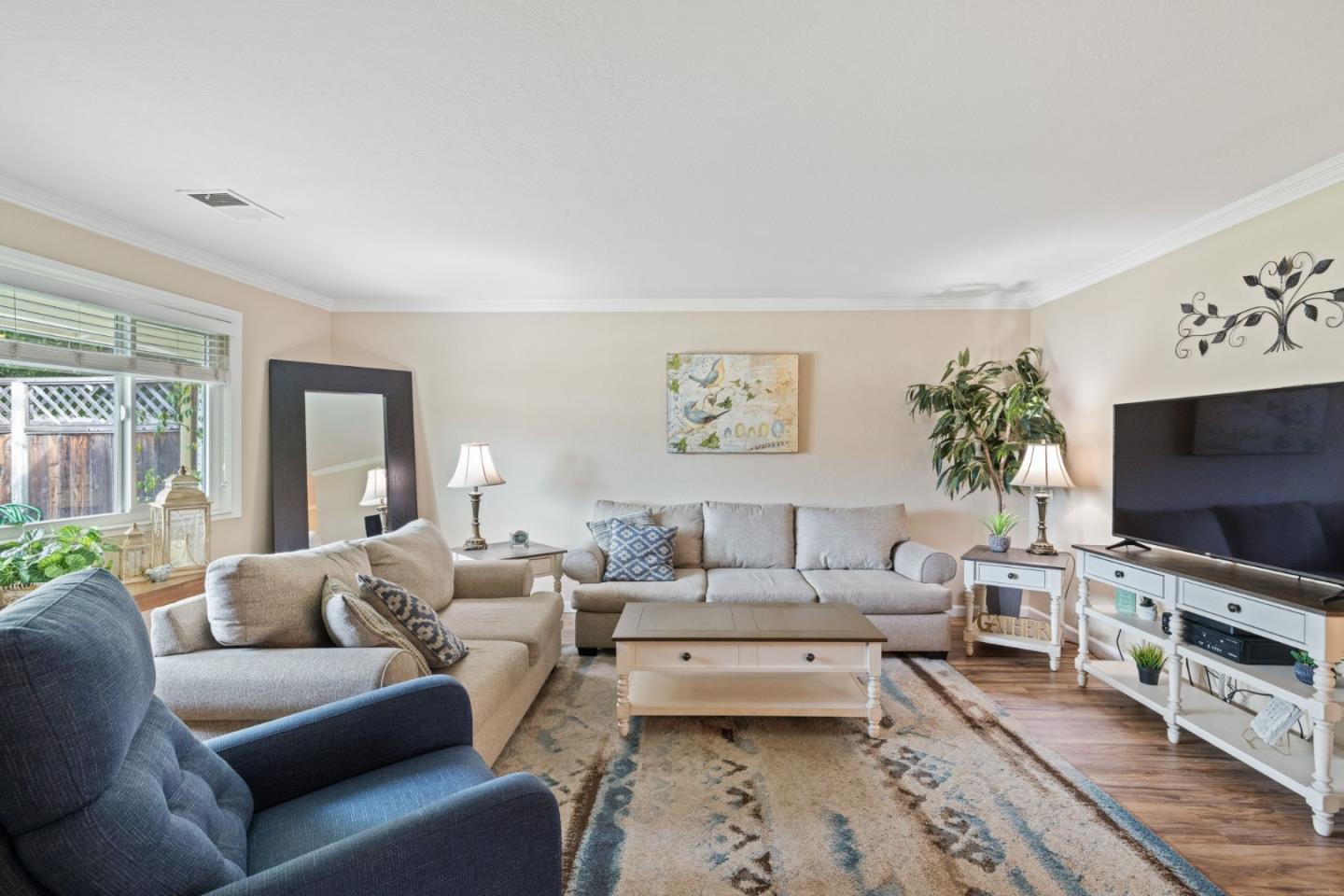 Detail Gallery Image 13 of 55 For 832 Raeburn Ct, San Jose,  CA 95136 - 2 Beds | 2 Baths