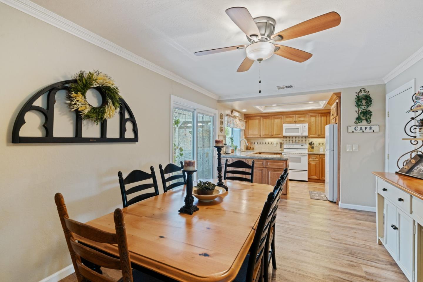 Detail Gallery Image 14 of 55 For 832 Raeburn Ct, San Jose,  CA 95136 - 2 Beds | 2 Baths