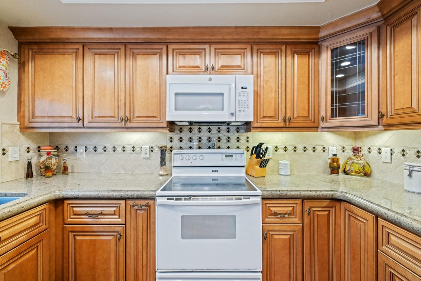 Detail Gallery Image 24 of 55 For 832 Raeburn Ct, San Jose,  CA 95136 - 2 Beds | 2 Baths