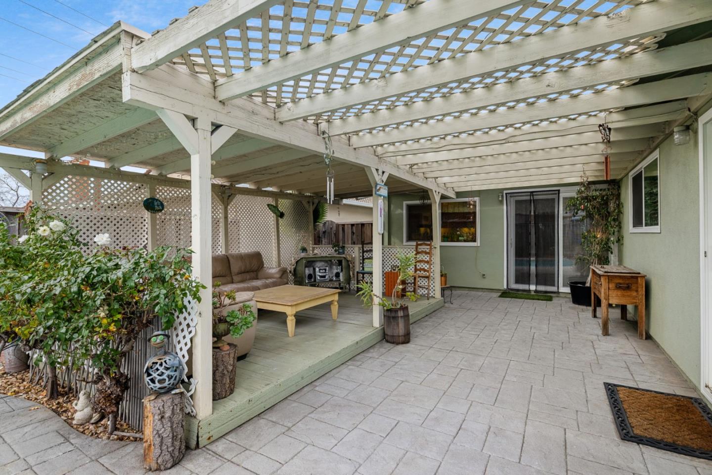 Detail Gallery Image 40 of 55 For 832 Raeburn Ct, San Jose,  CA 95136 - 2 Beds | 2 Baths