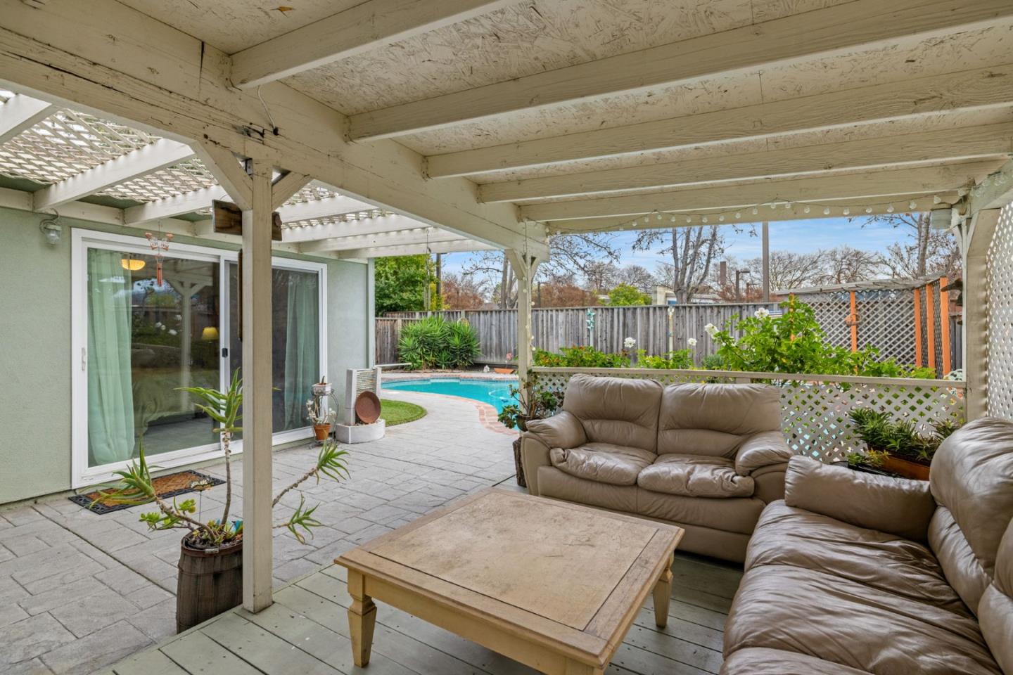 Detail Gallery Image 41 of 55 For 832 Raeburn Ct, San Jose,  CA 95136 - 2 Beds | 2 Baths