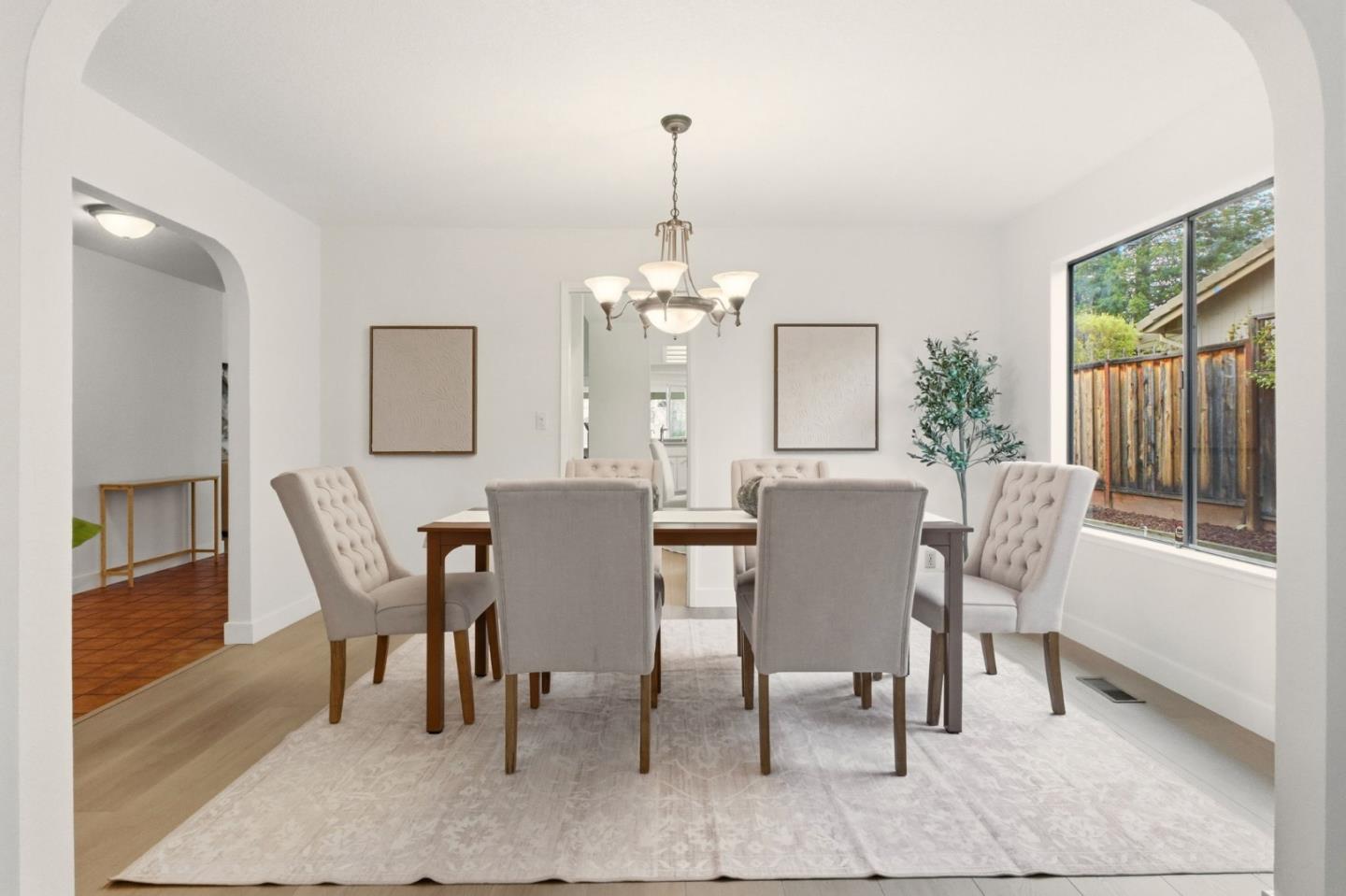 Detail Gallery Image 12 of 66 For 72 Amorok Way, Fremont,  CA 94539 - 5 Beds | 2/1 Baths