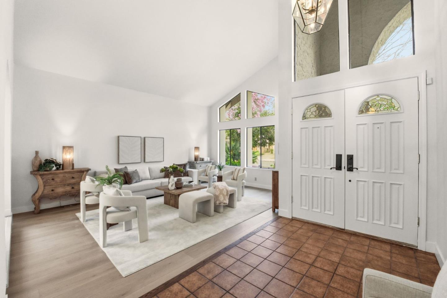 Detail Gallery Image 4 of 66 For 72 Amorok Way, Fremont,  CA 94539 - 5 Beds | 2/1 Baths