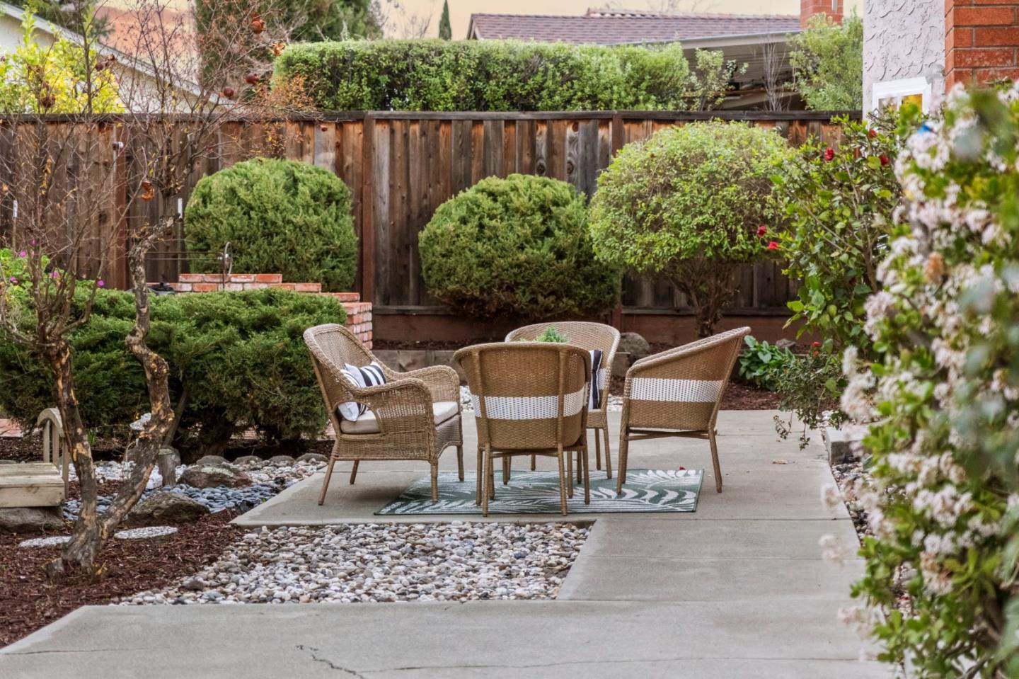 Detail Gallery Image 51 of 66 For 72 Amorok Way, Fremont,  CA 94539 - 5 Beds | 2/1 Baths