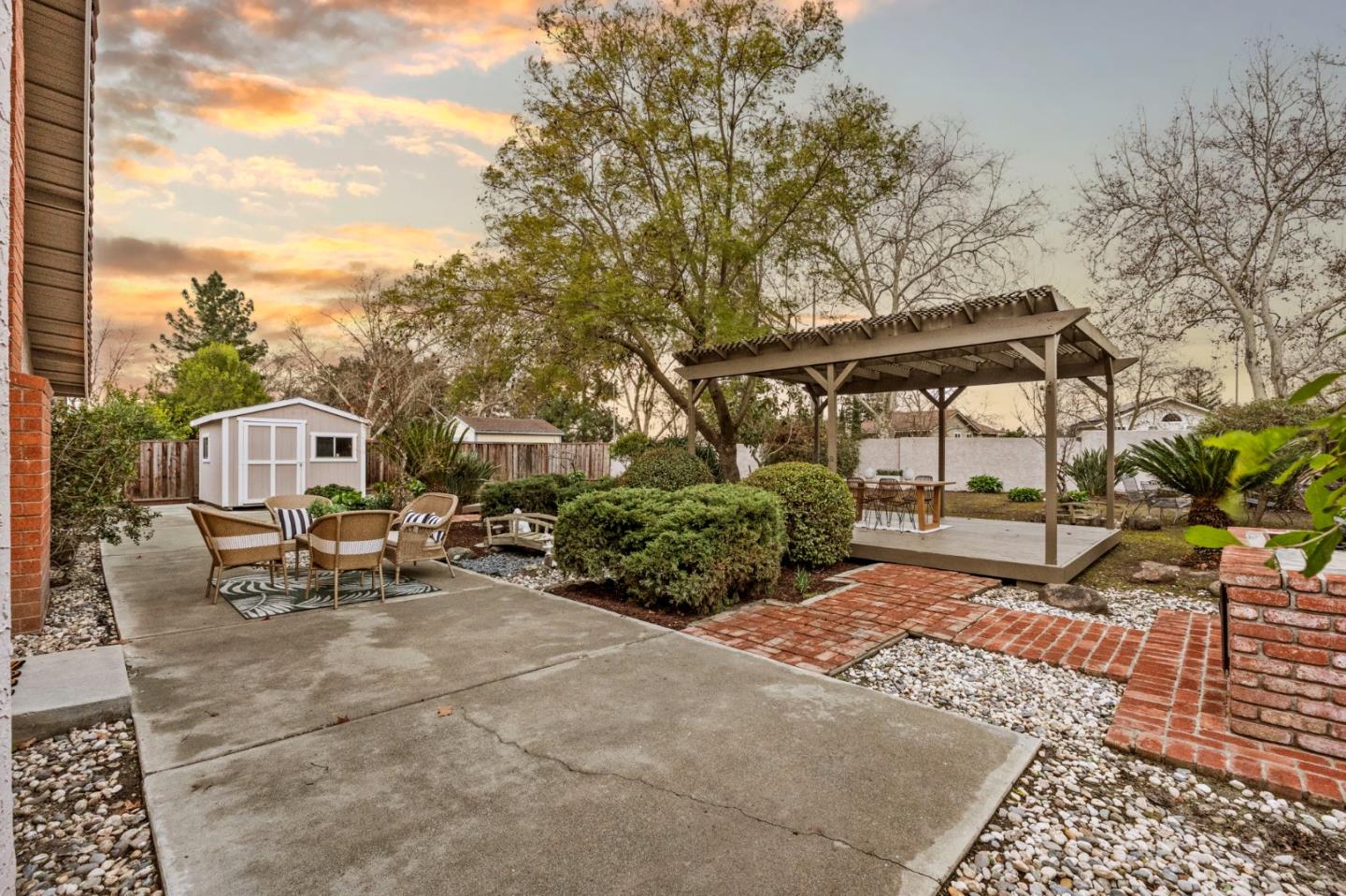 Detail Gallery Image 52 of 66 For 72 Amorok Way, Fremont,  CA 94539 - 5 Beds | 2/1 Baths