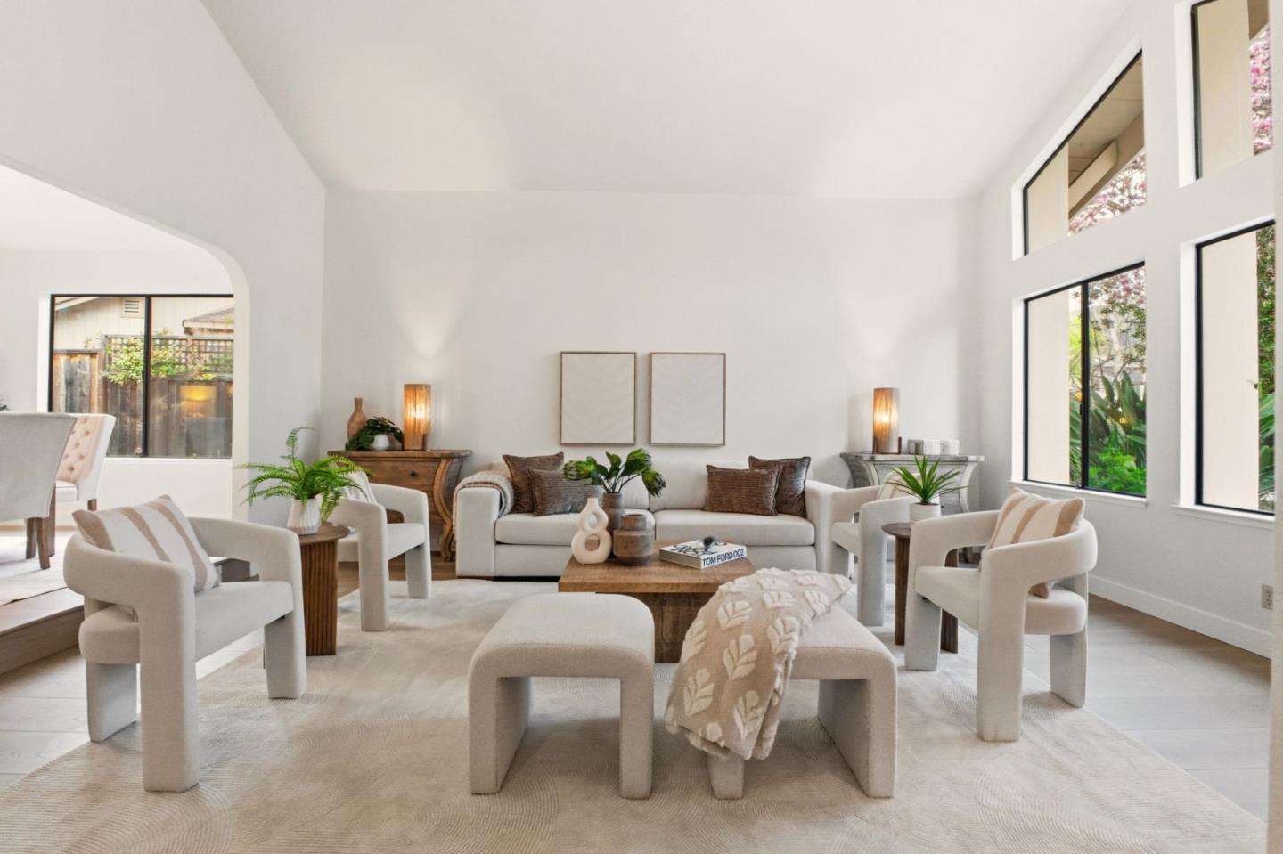 Detail Gallery Image 9 of 66 For 72 Amorok Way, Fremont,  CA 94539 - 5 Beds | 2/1 Baths