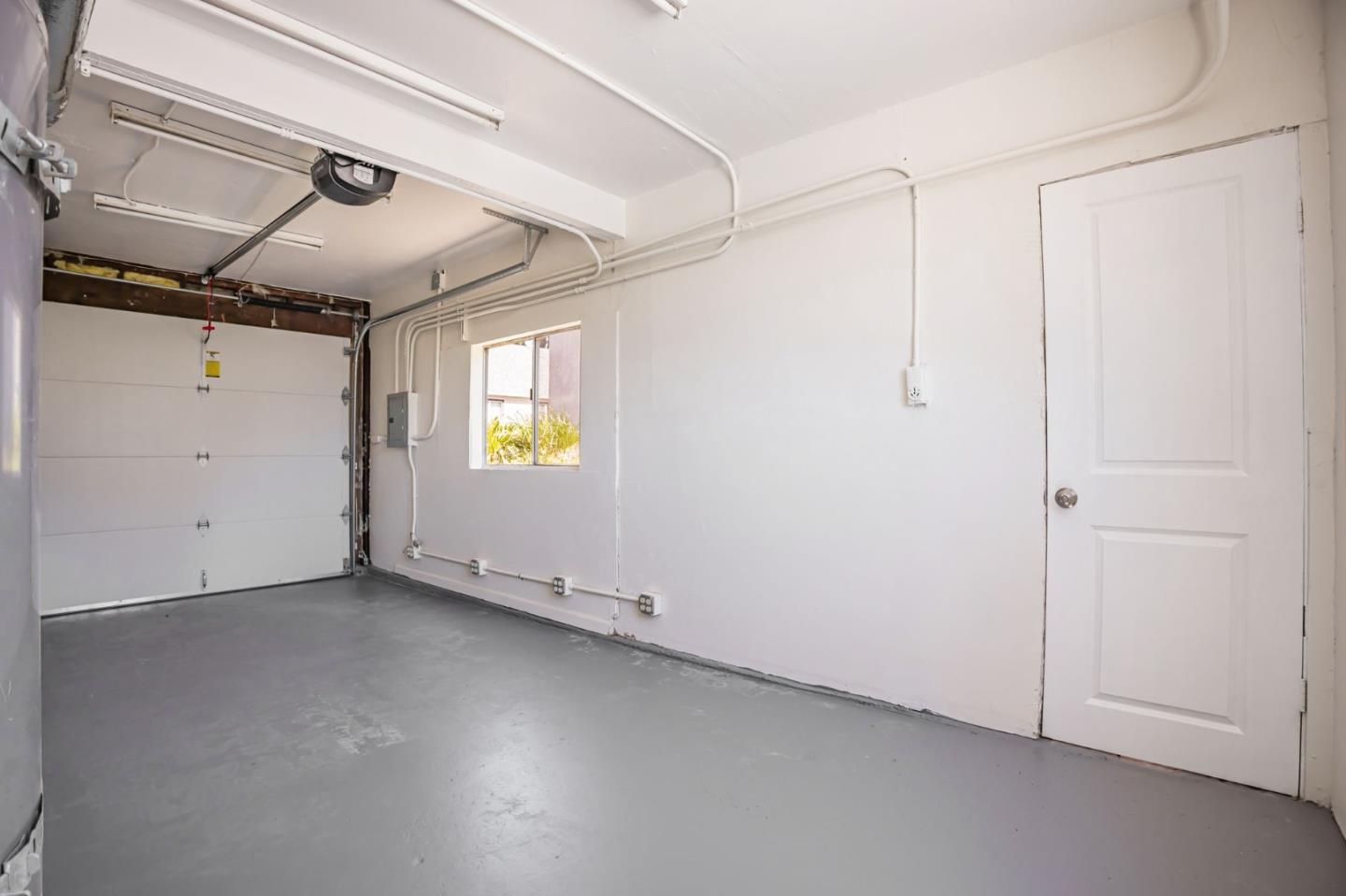 Detail Gallery Image 19 of 50 For 720 Lockhaven Dr, Pacifica,  CA 94044 - 4 Beds | 2 Baths