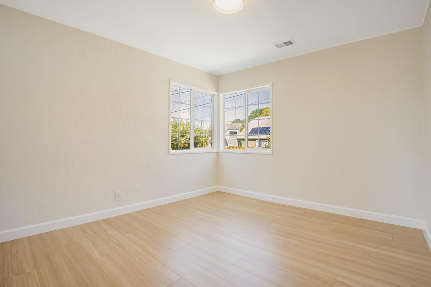 Detail Gallery Image 44 of 50 For 720 Lockhaven Dr, Pacifica,  CA 94044 - 4 Beds | 2 Baths