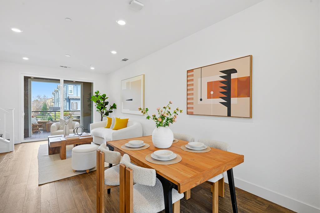 Detail Gallery Image 15 of 67 For 2287 Mora Pl, Mountain View,  CA 94040 - 2 Beds | 2/1 Baths