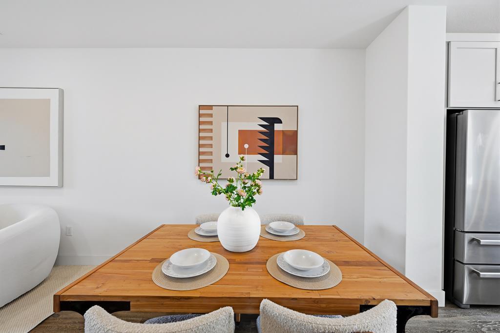 Detail Gallery Image 18 of 67 For 2287 Mora Pl, Mountain View,  CA 94040 - 2 Beds | 2/1 Baths