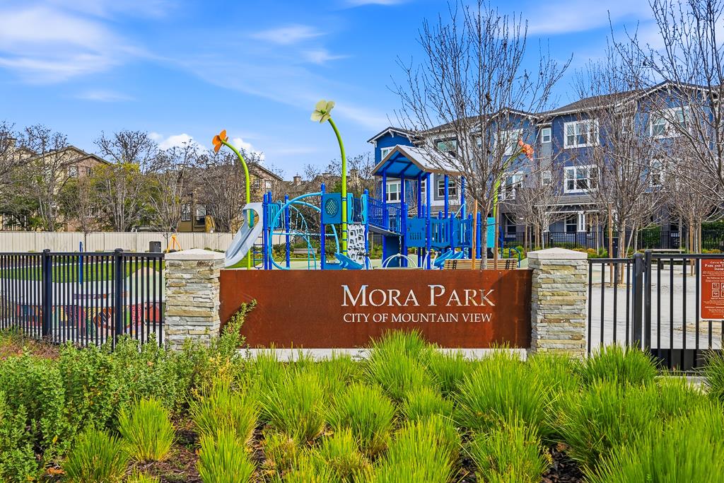 Detail Gallery Image 55 of 67 For 2287 Mora Pl, Mountain View,  CA 94040 - 2 Beds | 2/1 Baths