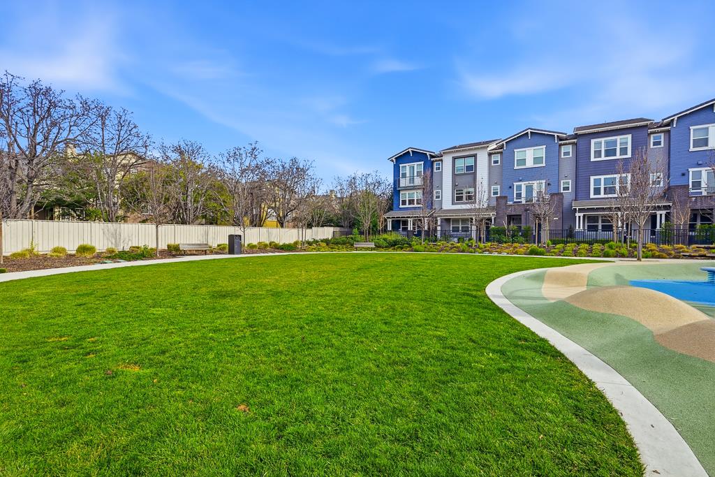 Detail Gallery Image 61 of 67 For 2287 Mora Pl, Mountain View,  CA 94040 - 2 Beds | 2/1 Baths