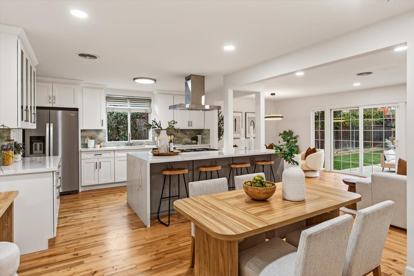 Detail Gallery Image 8 of 30 For 2209 Casa Mia Dr, San Jose,  CA 95124 - 4 Beds | 3 Baths