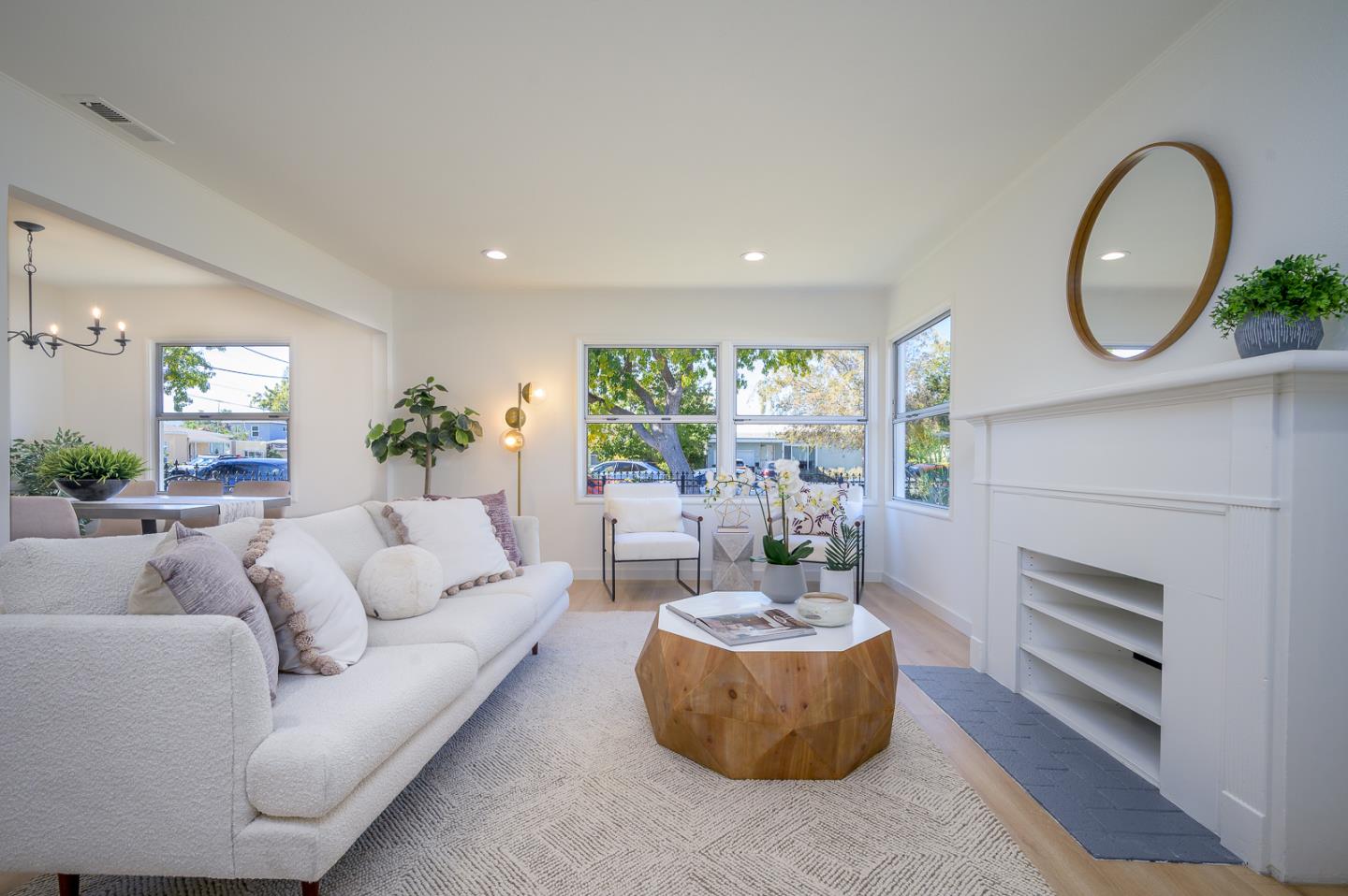 Detail Gallery Image 10 of 68 For 1064 15th Ave, Redwood City,  CA 94063 - – Beds | – Baths