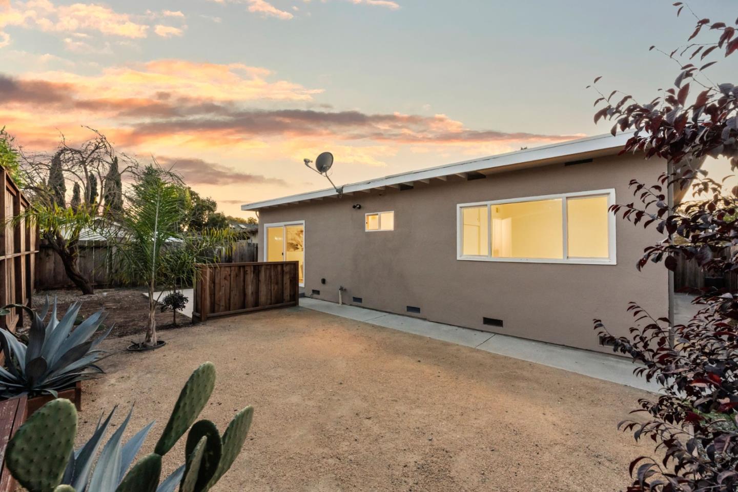 Detail Gallery Image 62 of 68 For 1064 15th Ave, Redwood City,  CA 94063 - – Beds | – Baths