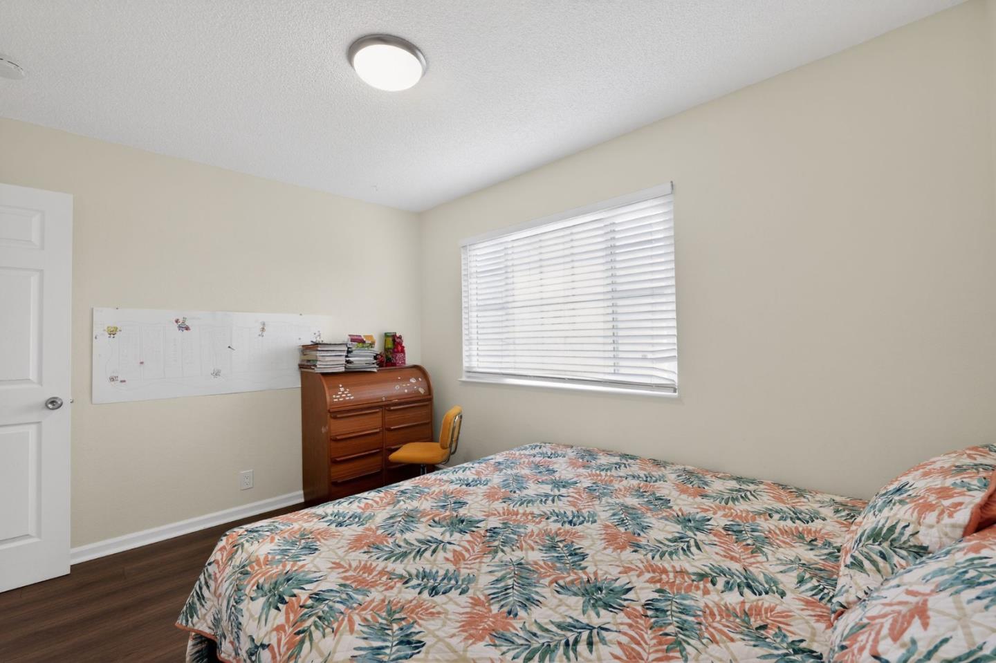 Detail Gallery Image 17 of 25 For 865 Locust Ave, Manteca,  CA 95337 - 3 Beds | 2 Baths