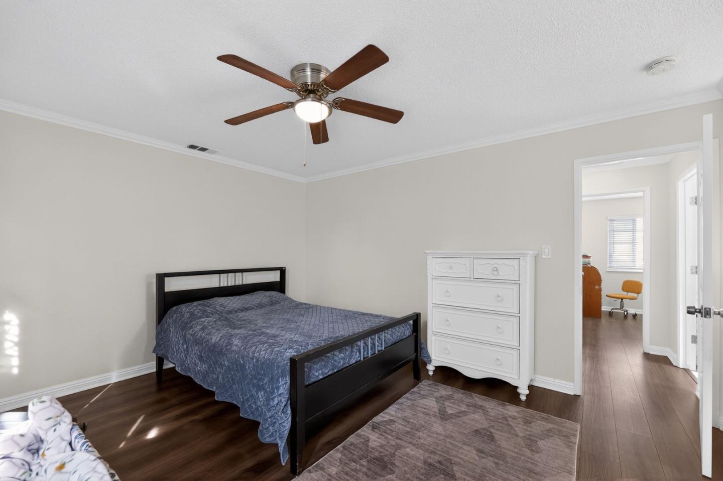 Detail Gallery Image 18 of 25 For 865 Locust Ave, Manteca,  CA 95337 - 3 Beds | 2 Baths