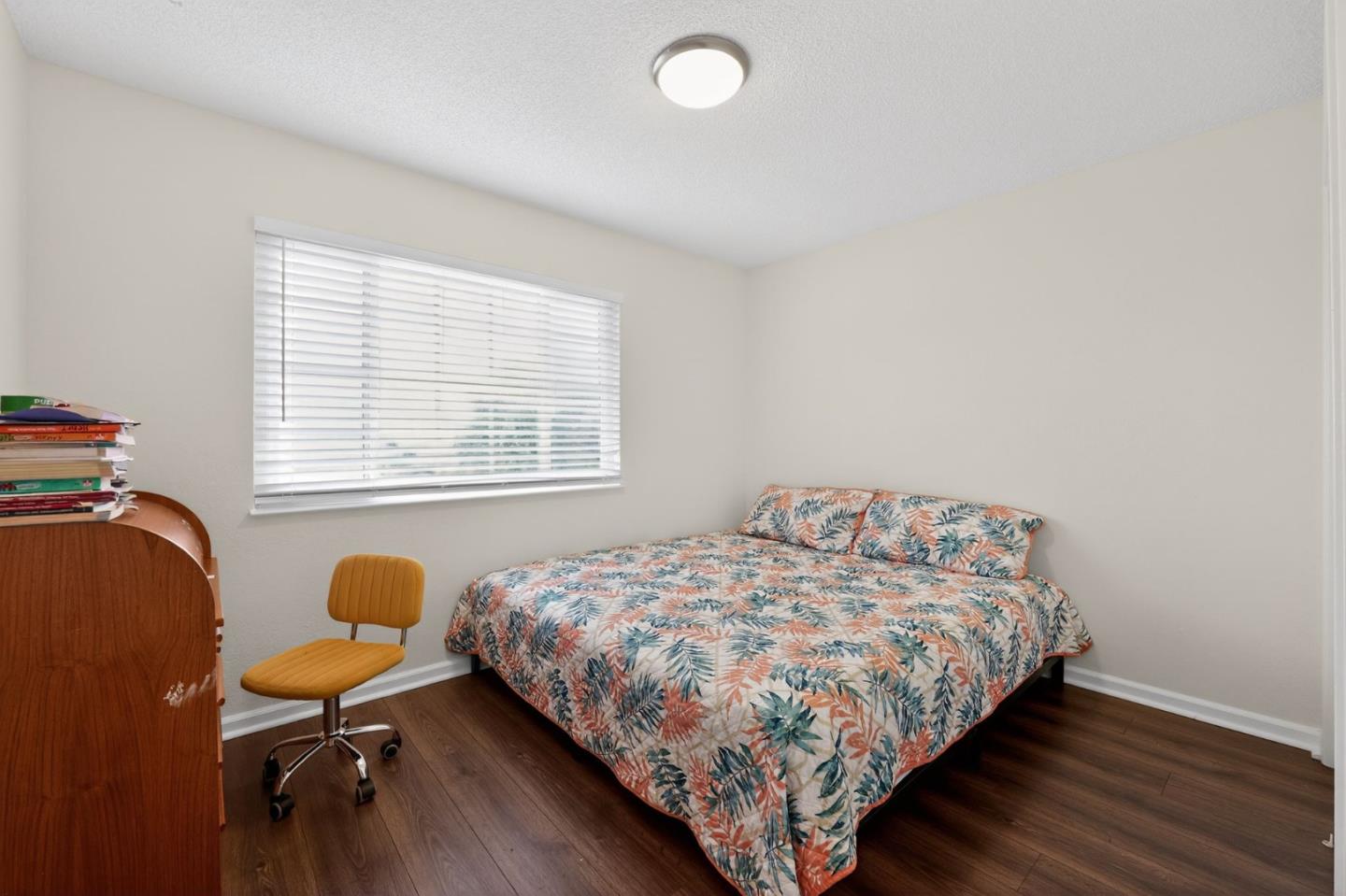 Detail Gallery Image 19 of 25 For 865 Locust Ave, Manteca,  CA 95337 - 3 Beds | 2 Baths