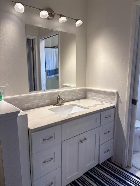 Detail Gallery Image 2 of 9 For 865 Locust Ave, Manteca,  CA 95337 - 3 Beds | 2 Baths