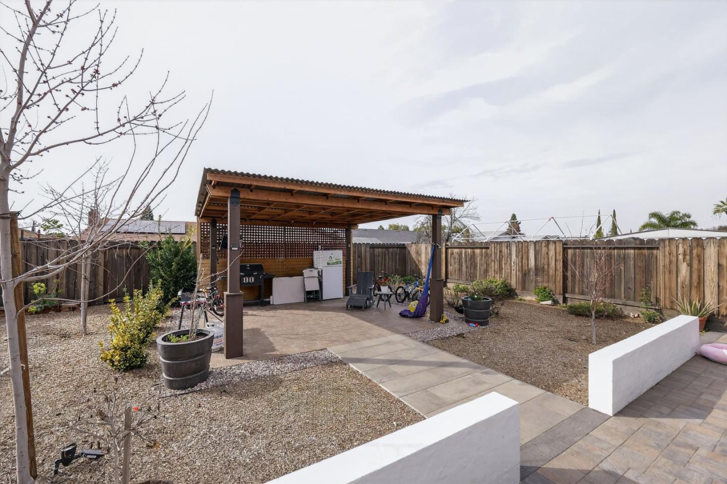 Detail Gallery Image 23 of 25 For 865 Locust Ave, Manteca,  CA 95337 - 3 Beds | 2 Baths