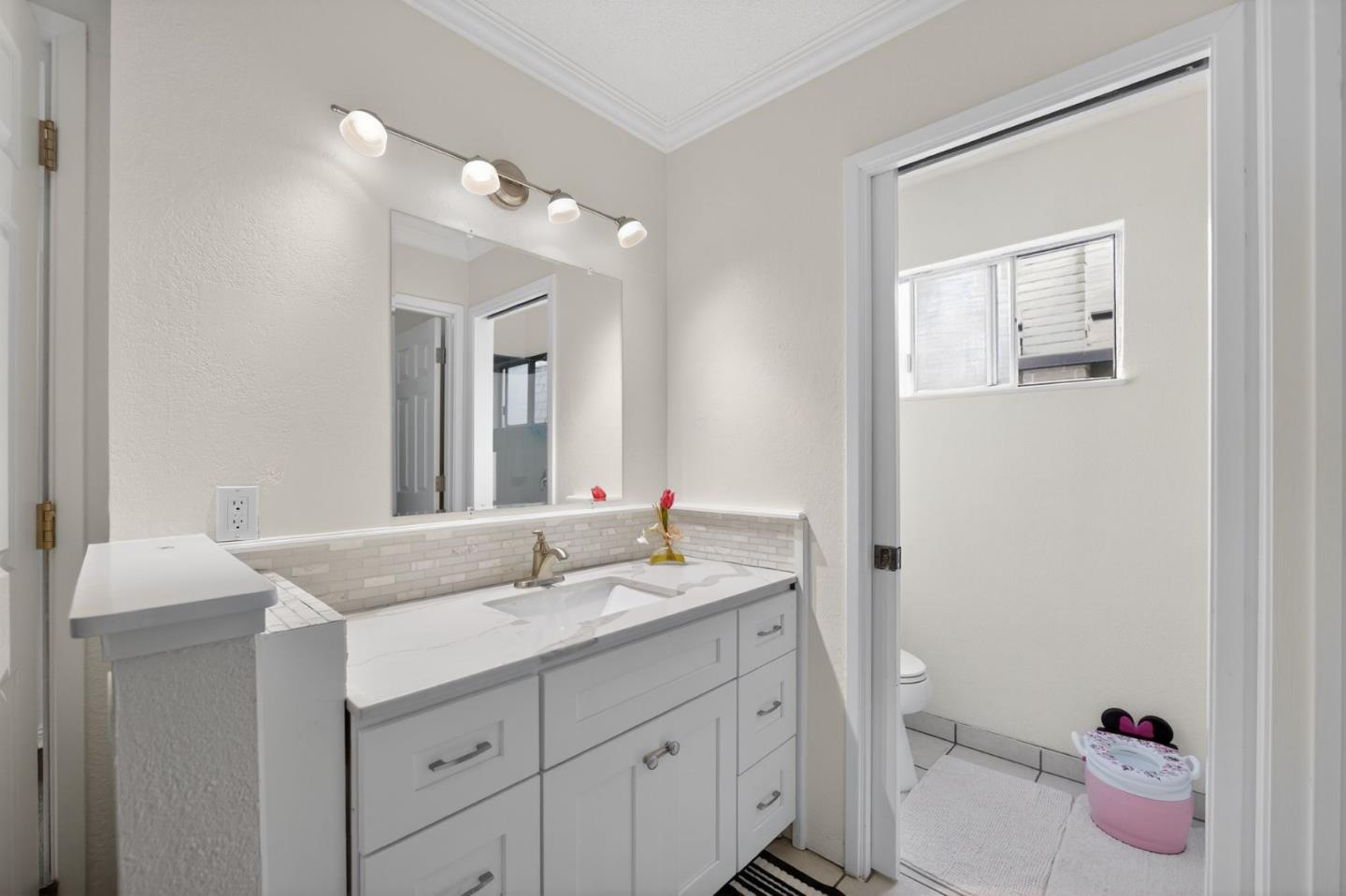 Detail Gallery Image 25 of 25 For 865 Locust Ave, Manteca,  CA 95337 - 3 Beds | 2 Baths