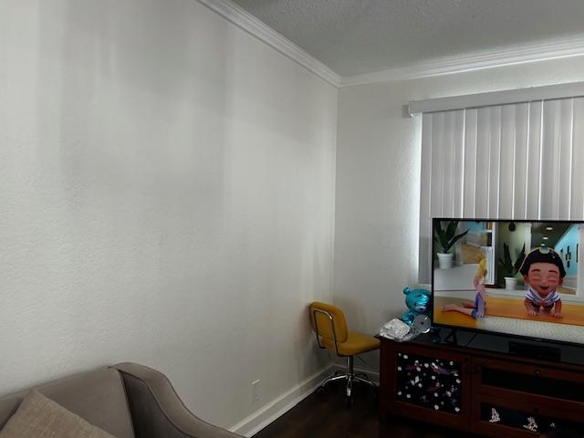 Detail Gallery Image 4 of 9 For 865 Locust Ave, Manteca,  CA 95337 - 3 Beds | 2 Baths