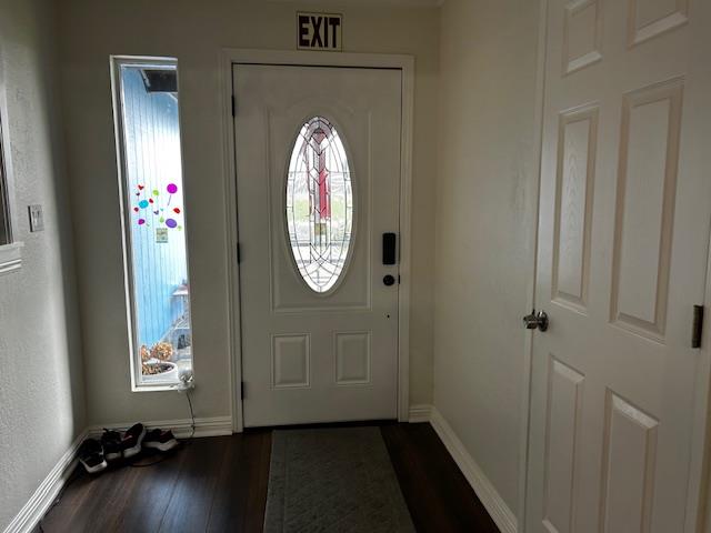 Detail Gallery Image 5 of 9 For 865 Locust Ave, Manteca,  CA 95337 - 3 Beds | 2 Baths