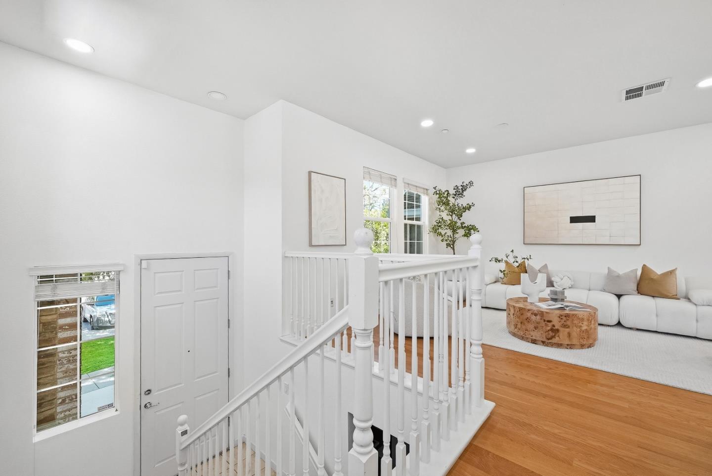 Detail Gallery Image 4 of 48 For 581 Monterey Ter, Sunnyvale,  CA 94089 - 3 Beds | 2/1 Baths