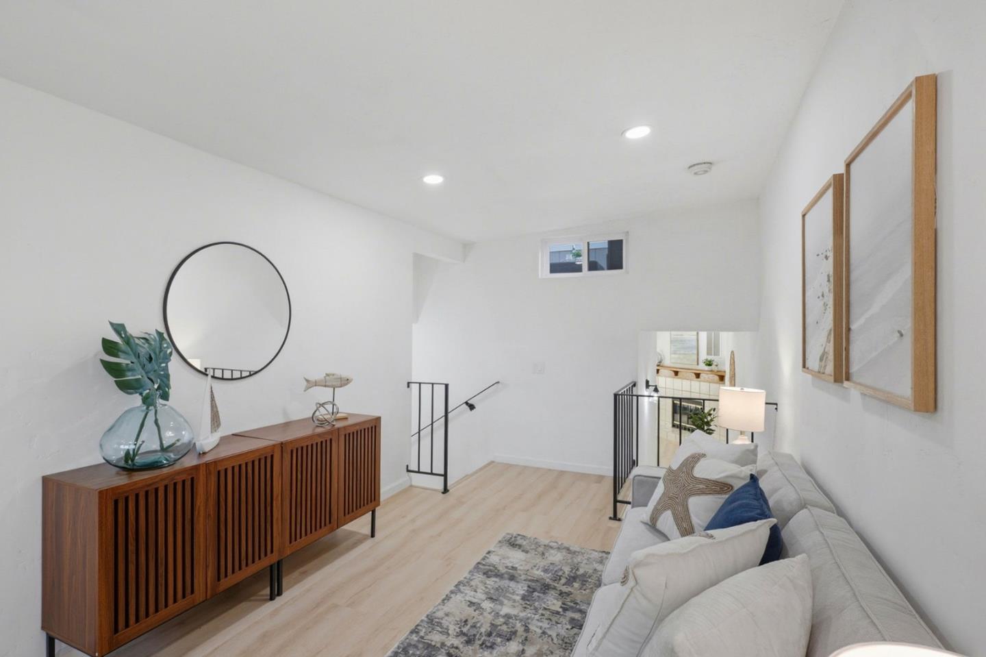 Detail Gallery Image 13 of 32 For 273 Rio Del Mar Blvd, Aptos,  CA 95003 - 2 Beds | 2 Baths