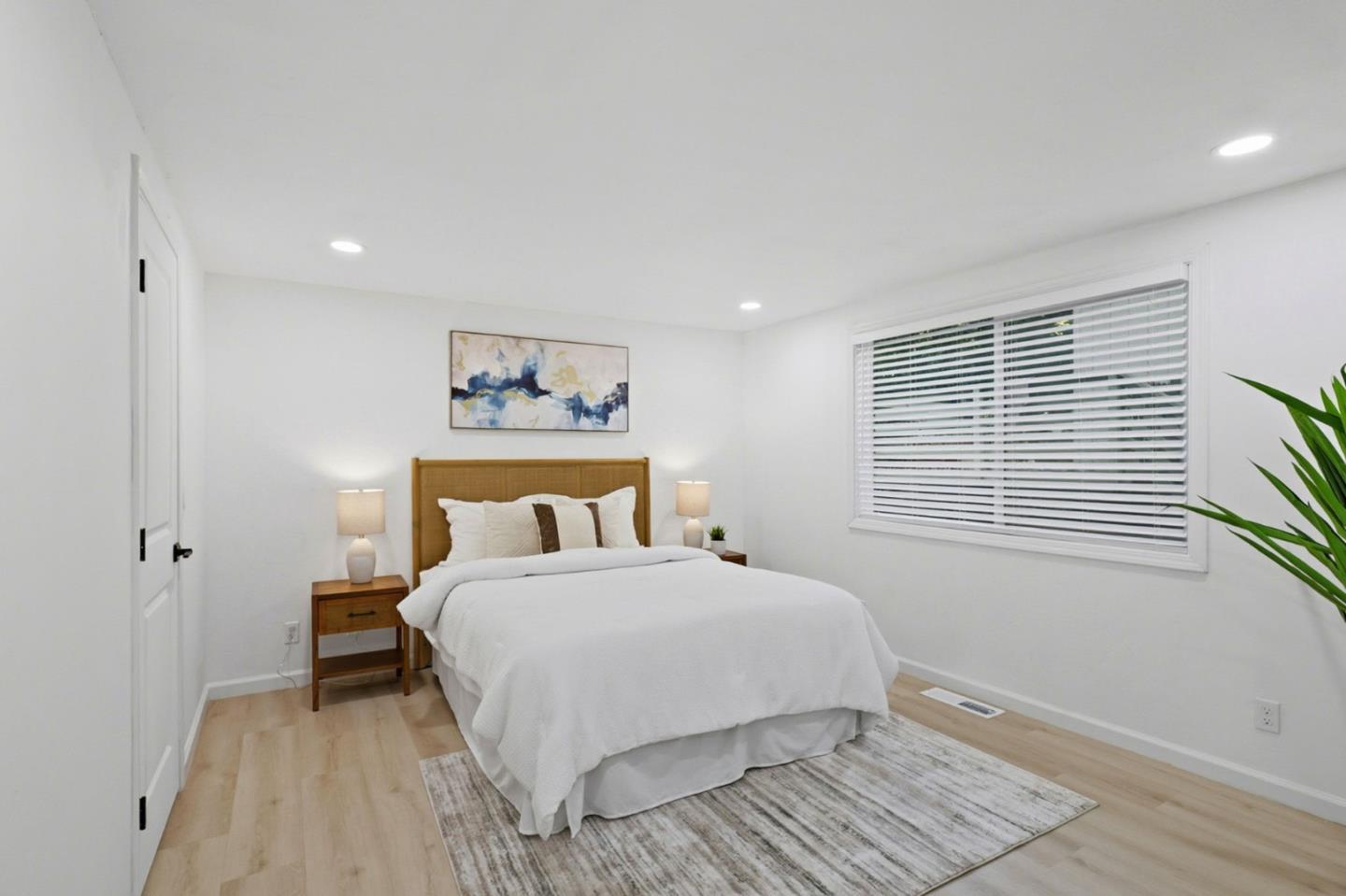 Detail Gallery Image 17 of 32 For 273 Rio Del Mar Blvd, Aptos,  CA 95003 - 2 Beds | 2 Baths