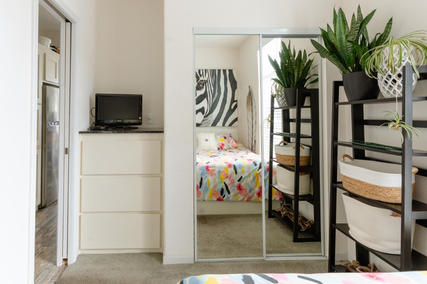 Detail Gallery Image 10 of 16 For 2120 North Pacific #25,  Santa Cruz,  CA 95060 - 1 Beds | 1 Baths