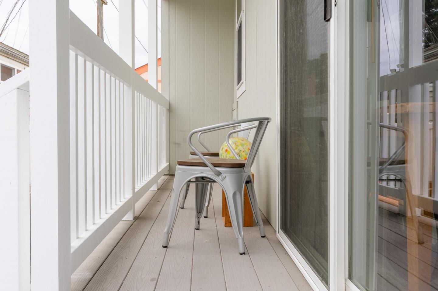 Detail Gallery Image 12 of 16 For 2120 North Pacific #25,  Santa Cruz,  CA 95060 - 1 Beds | 1 Baths