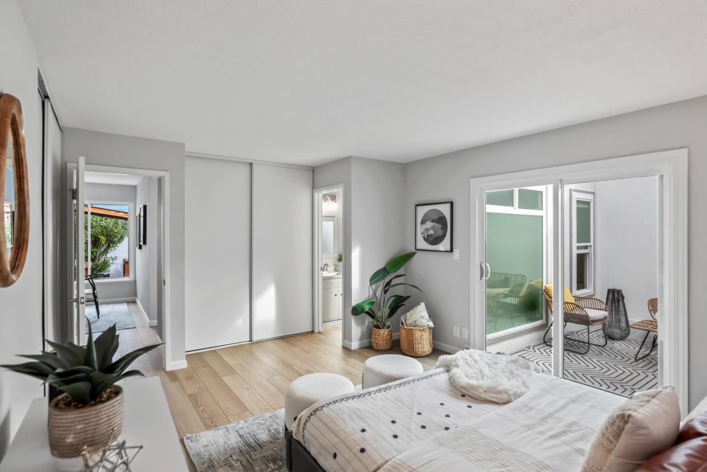 Detail Gallery Image 18 of 33 For 1054 Castleton Way, Sunnyvale,  CA 94087 - 3 Beds | 2 Baths