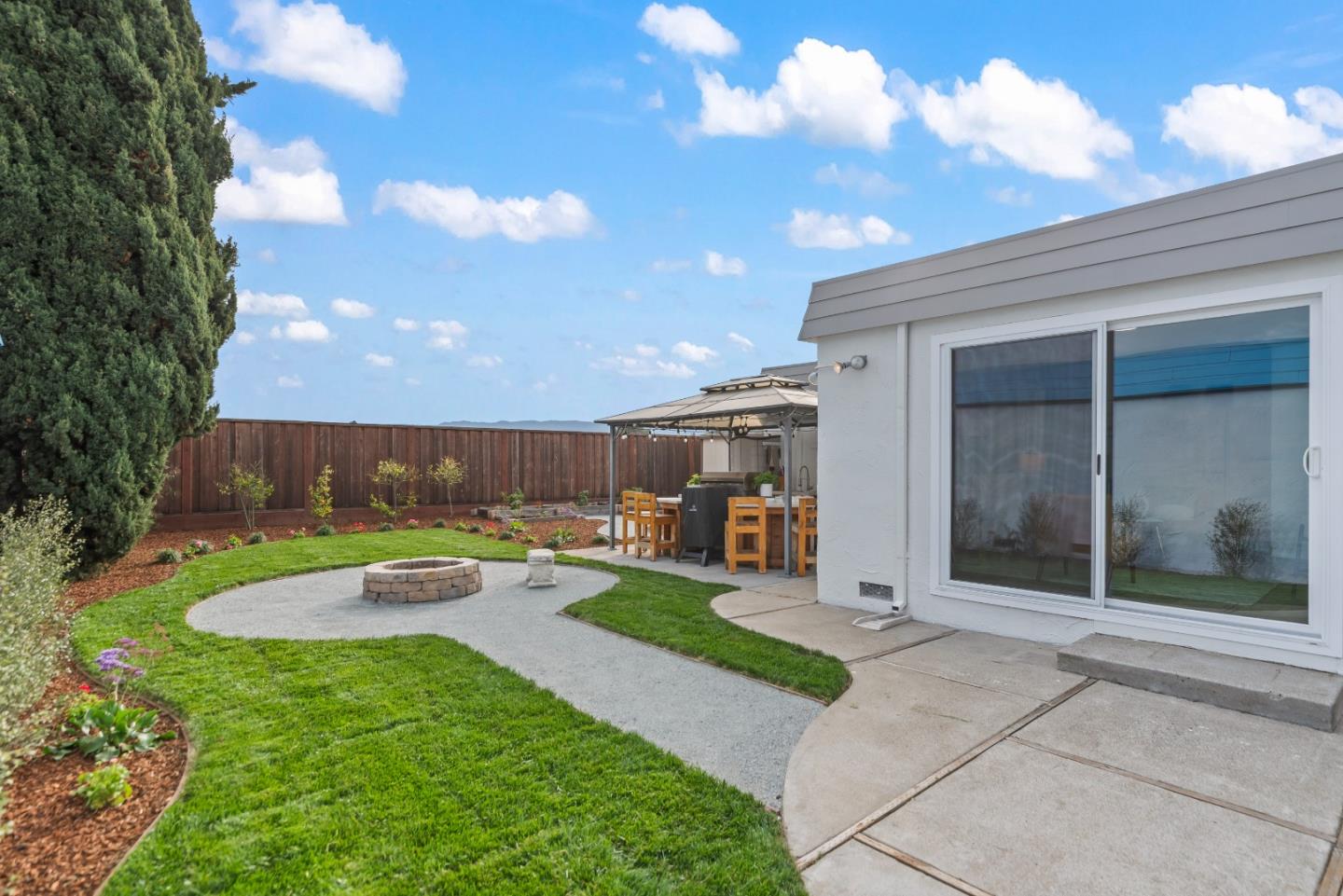 Detail Gallery Image 26 of 33 For 1054 Castleton Way, Sunnyvale,  CA 94087 - 3 Beds | 2 Baths