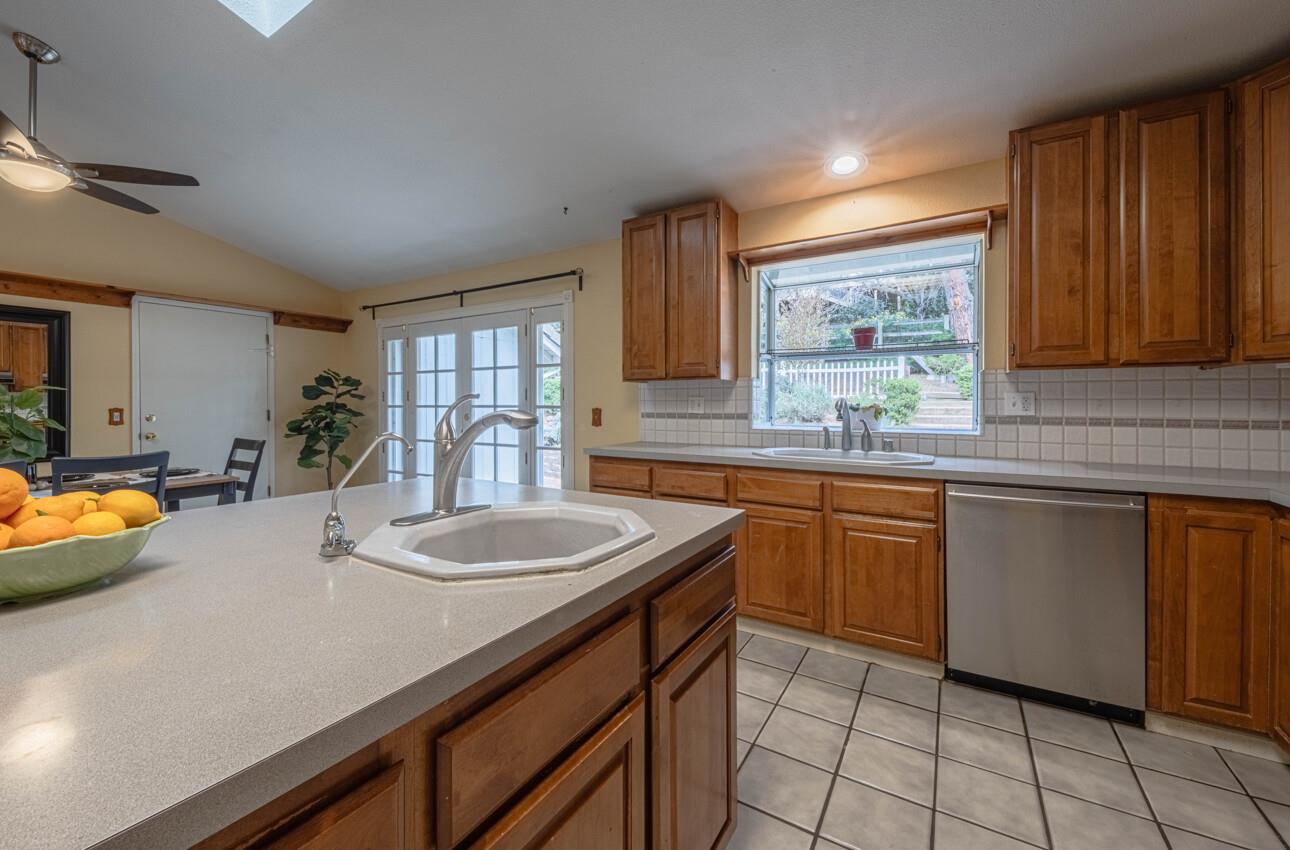 Detail Gallery Image 17 of 31 For 18191 Berta Canyon Rd, Salinas,  CA 93907 - 4 Beds | 2 Baths