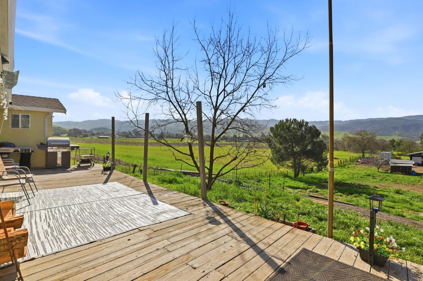 Detail Gallery Image 52 of 85 For 22000 Fortini Rd, San Jose,  CA 95120 - 3 Beds | 2 Baths