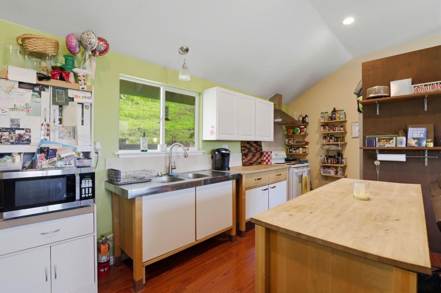 Detail Gallery Image 57 of 85 For 22000 Fortini Rd, San Jose,  CA 95120 - 3 Beds | 2 Baths