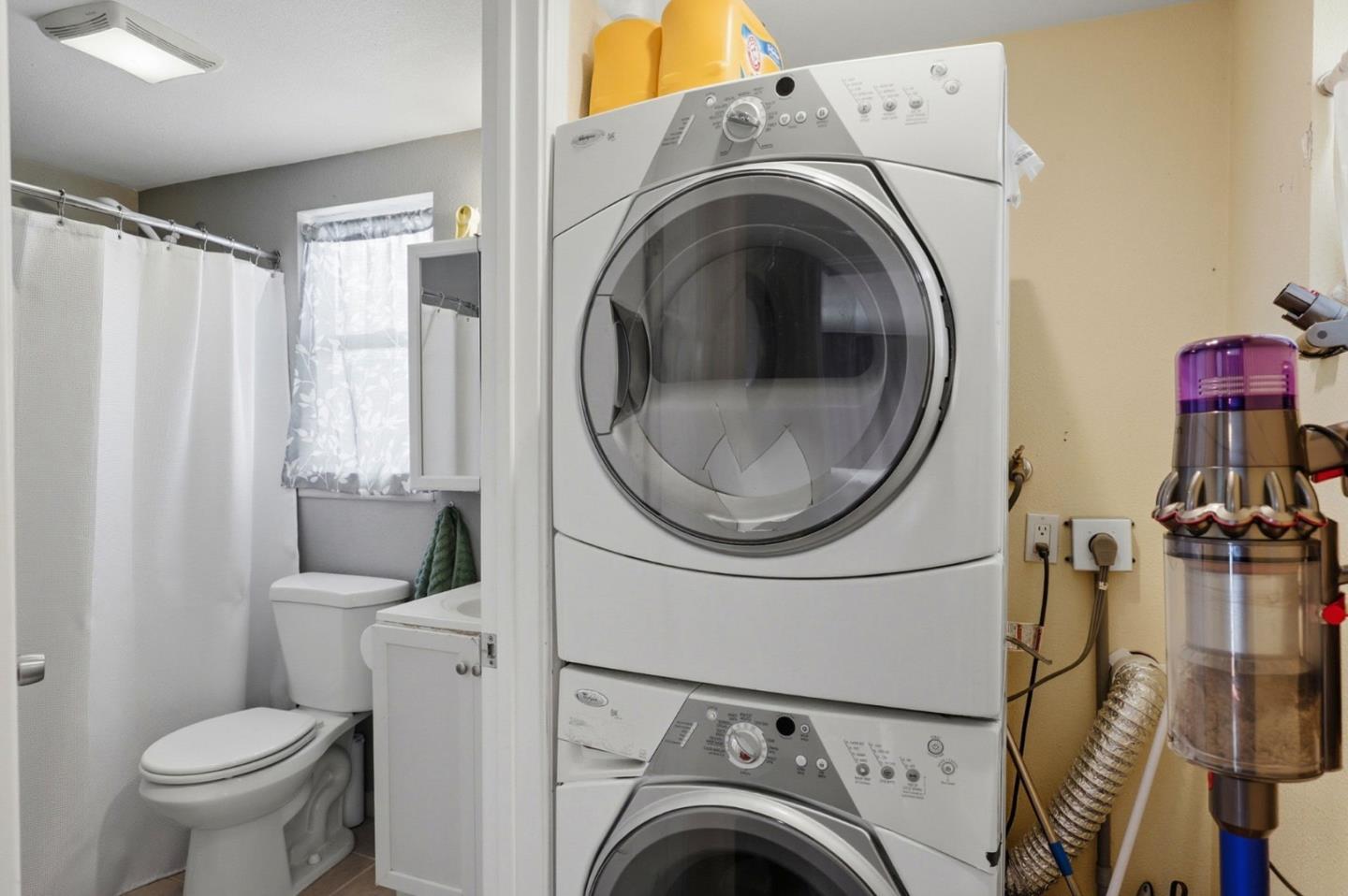 Detail Gallery Image 62 of 85 For 22000 Fortini Rd, San Jose,  CA 95120 - 3 Beds | 2 Baths