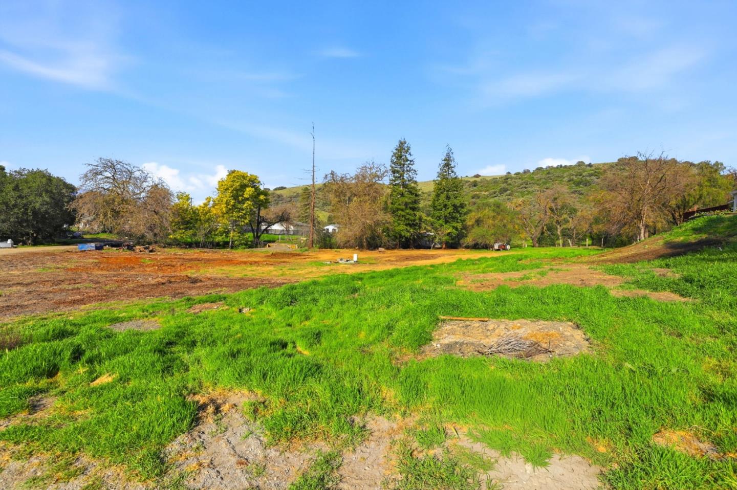 Detail Gallery Image 66 of 85 For 22000 Fortini Rd, San Jose,  CA 95120 - 3 Beds | 2 Baths