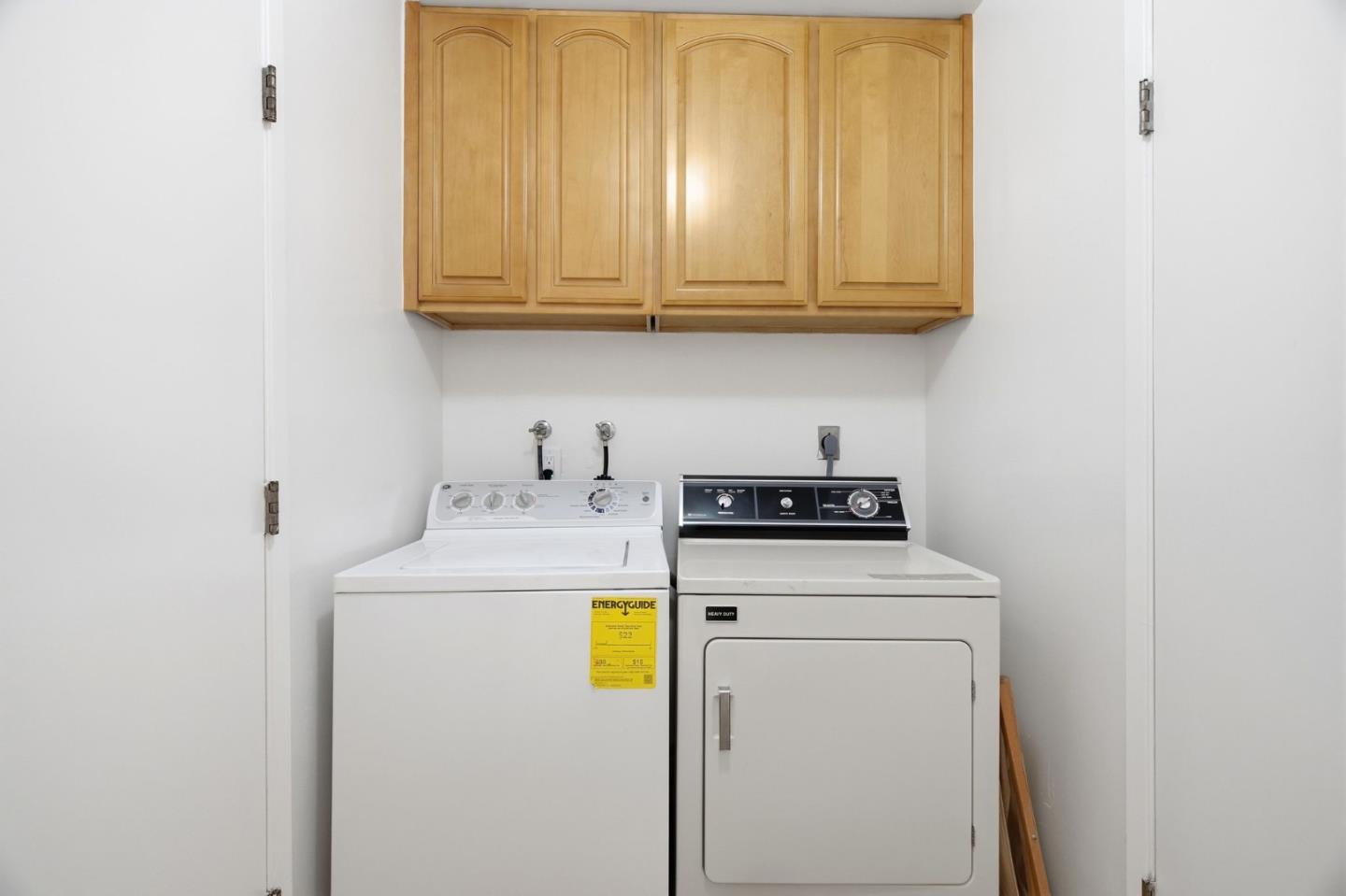 Detail Gallery Image 15 of 39 For 1071 Colony Hills Ln, Cupertino,  CA 95014 - 5 Beds | 3/1 Baths