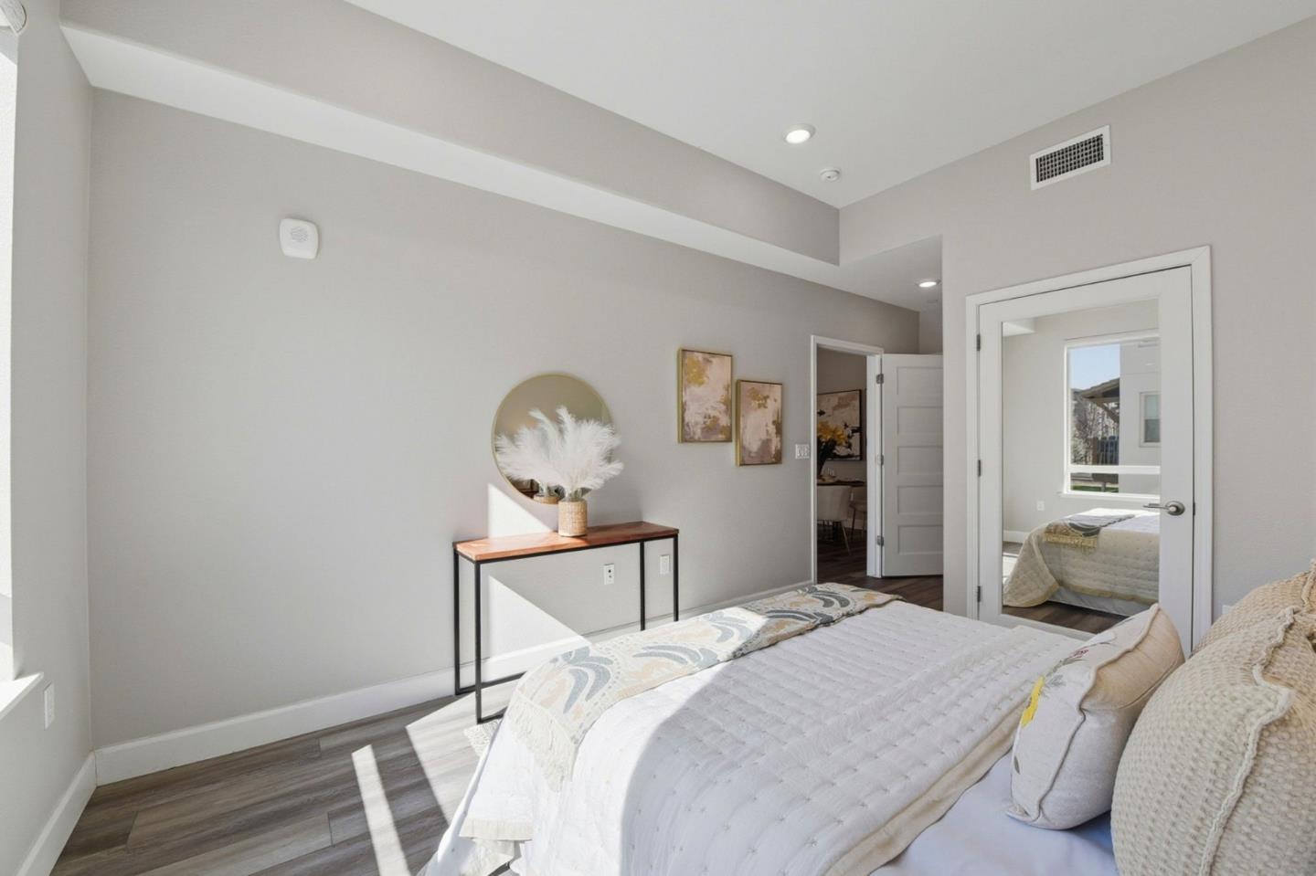 Detail Gallery Image 25 of 40 For 3027 Manuel St #4,  San Jose,  CA 95136 - 3 Beds | 2 Baths