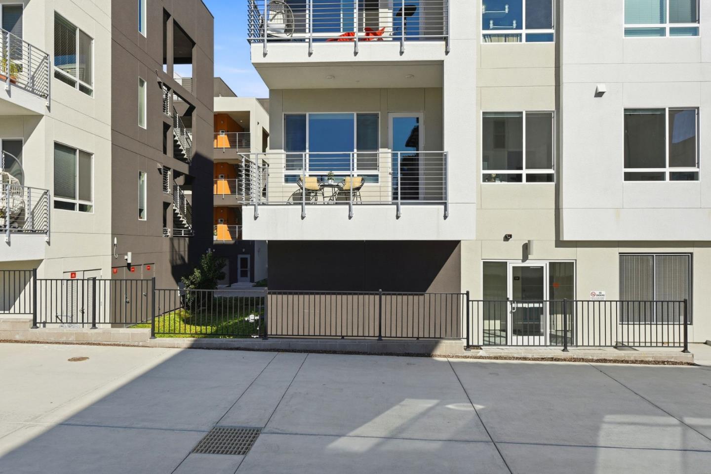 Detail Gallery Image 34 of 40 For 3027 Manuel St #4,  San Jose,  CA 95136 - 3 Beds | 2 Baths